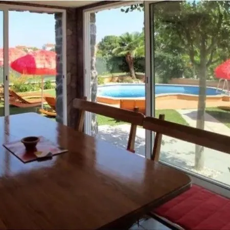 Apartman Ein Im Zweirosen By Interhome