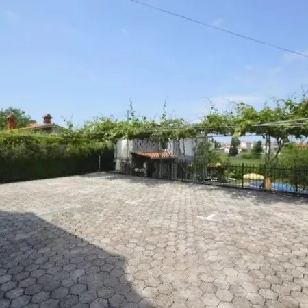 Ein Im Zweirosen By Interhome Apartman Fazana